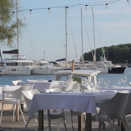 Hotel Maestral Prvić Luka Kültér fotó