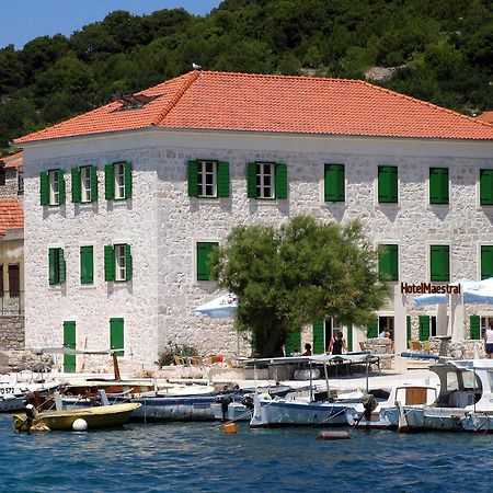 Hotel Maestral Prvić Luka Kültér fotó