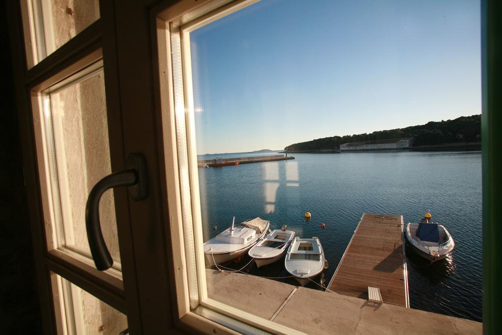 Hotel Maestral Prvić Luka Szoba fotó