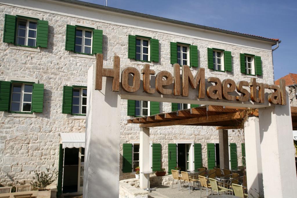 Hotel Maestral Prvić Luka Kültér fotó