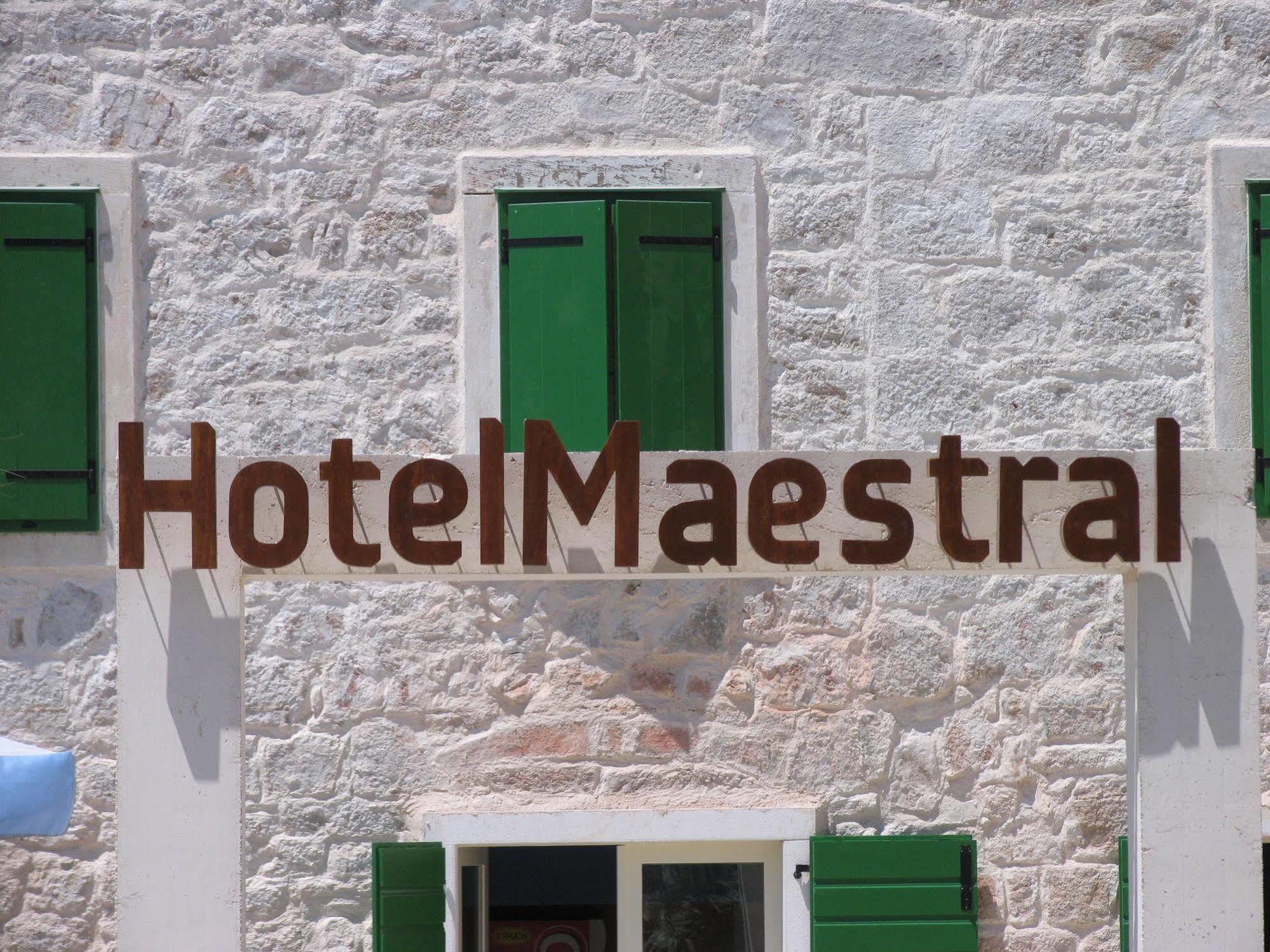 Hotel Maestral Prvić Luka Kültér fotó